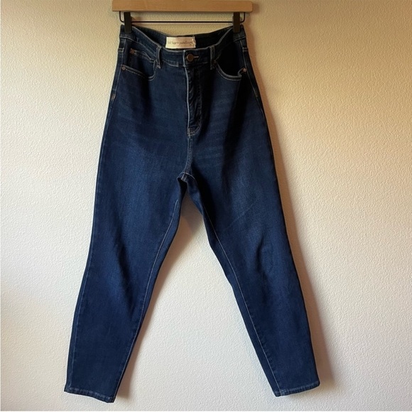 Soft Surroundings Dark Wash Blue Denim Slim Jeans Style 2CW54 Size 14 - Picture 1 of 6